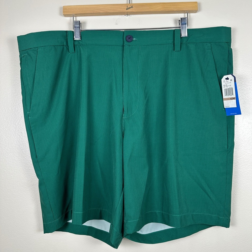 Nautica Mens 42W Shorts Green Performance Slim Fit 8.5 Inseam Preppy New